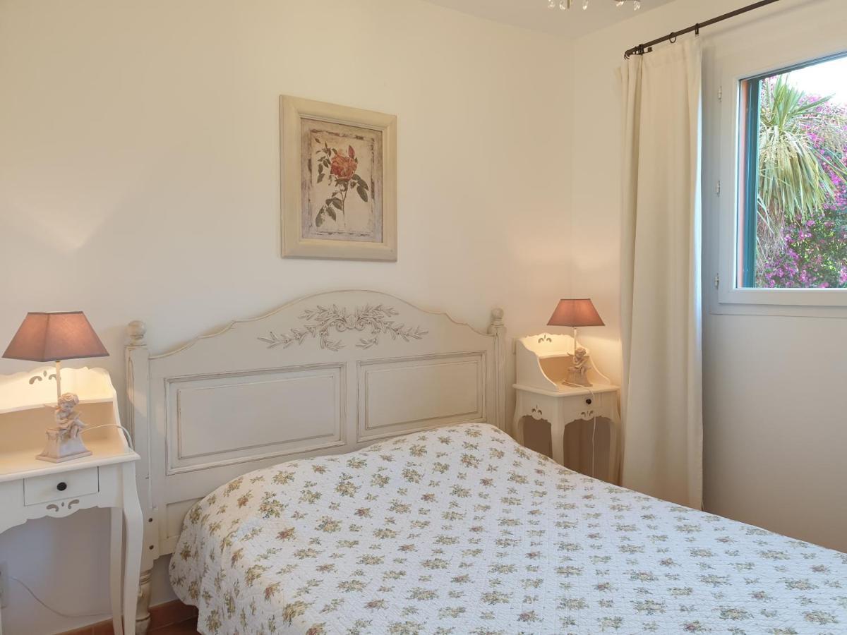 Residence A Merula Calvi  Kültér fotó
