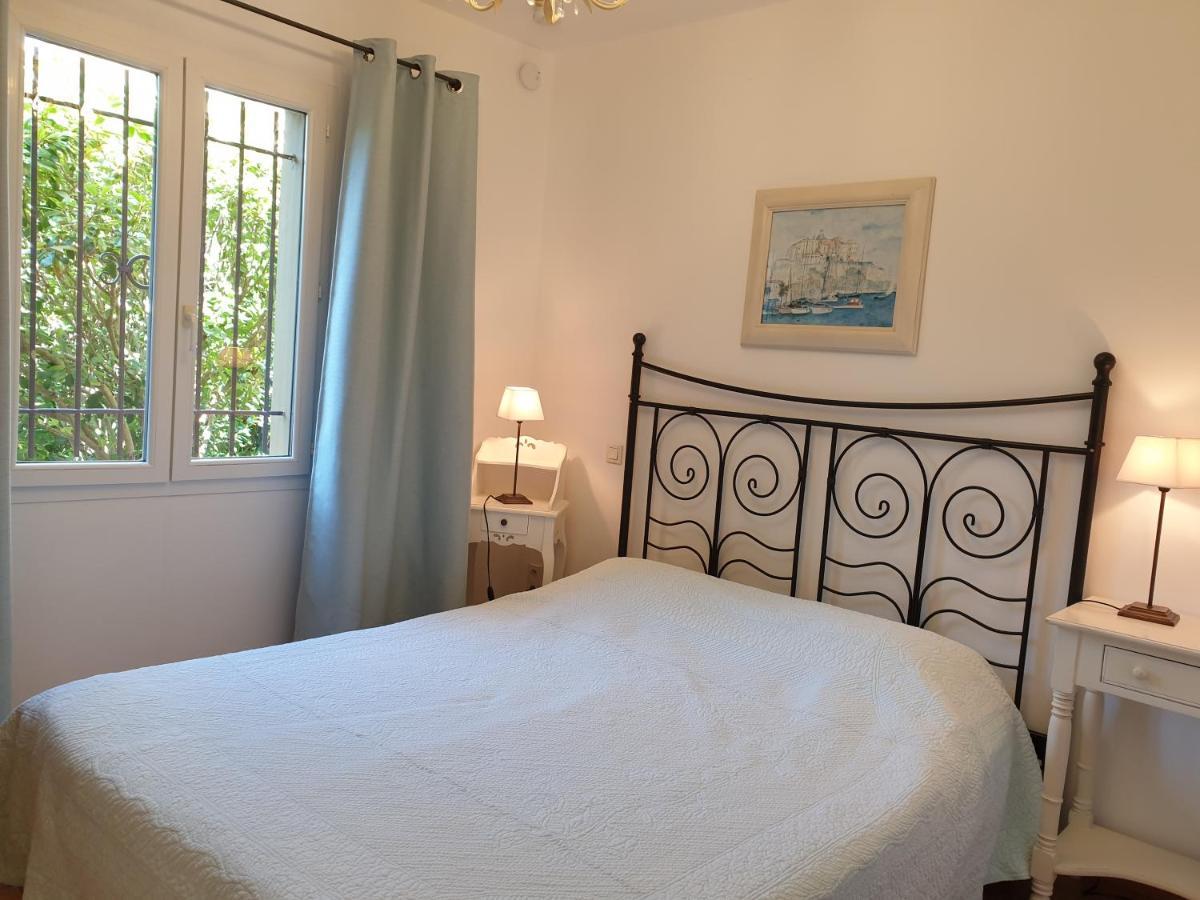 Residence A Merula Calvi  Kültér fotó