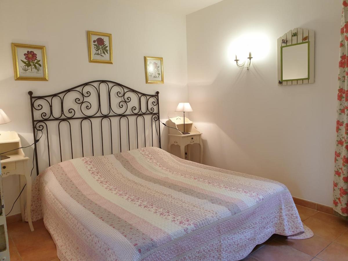 Residence A Merula Calvi  Kültér fotó