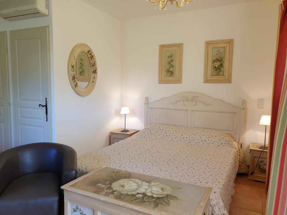 Residence A Merula Calvi  Kültér fotó