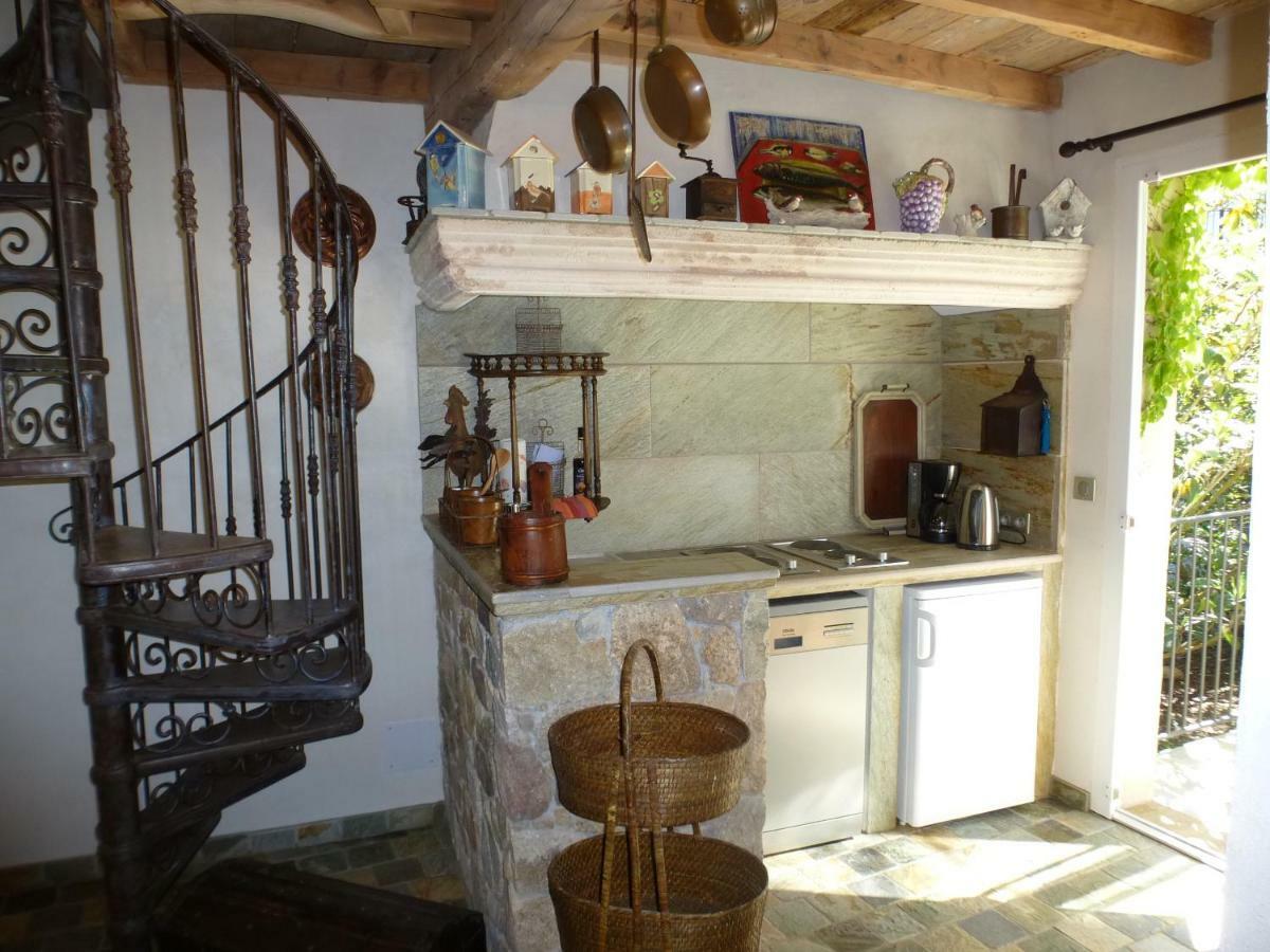 Residence A Merula Calvi  Kültér fotó
