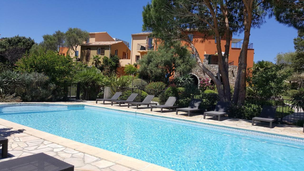 Residence A Merula Calvi  Kültér fotó