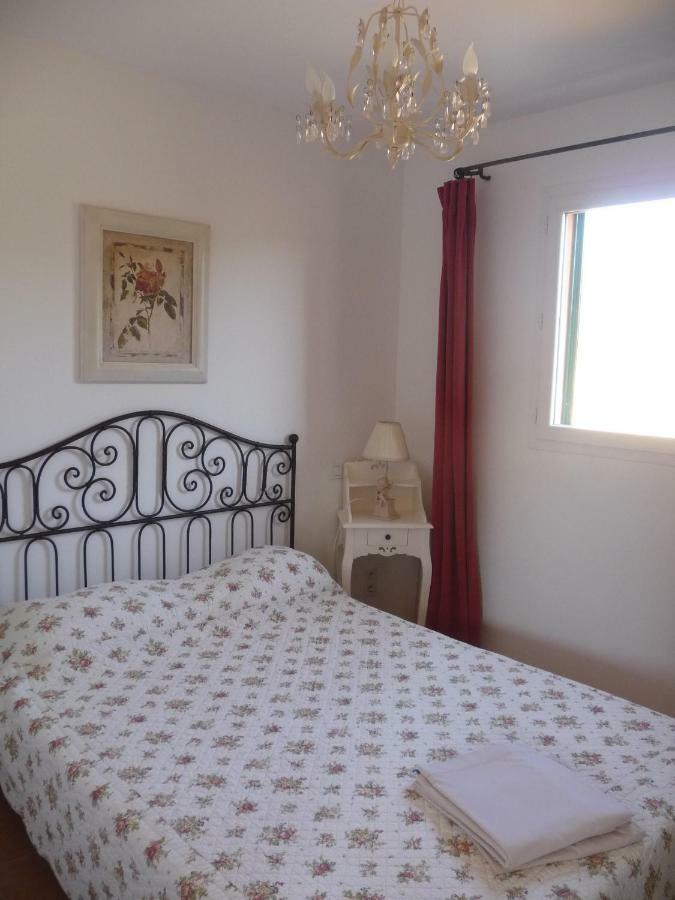 Residence A Merula Calvi  Kültér fotó