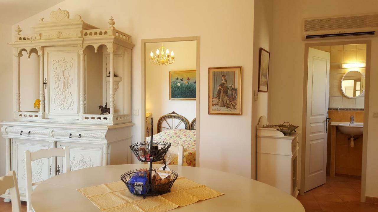 Residence A Merula Calvi  Kültér fotó